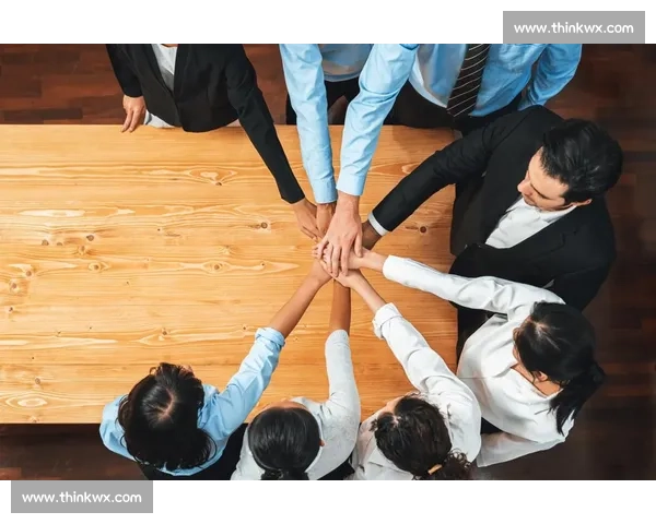 凝聚团队力量，共同奋斗成就卓越未来团队精神在职场成功中的关键作用